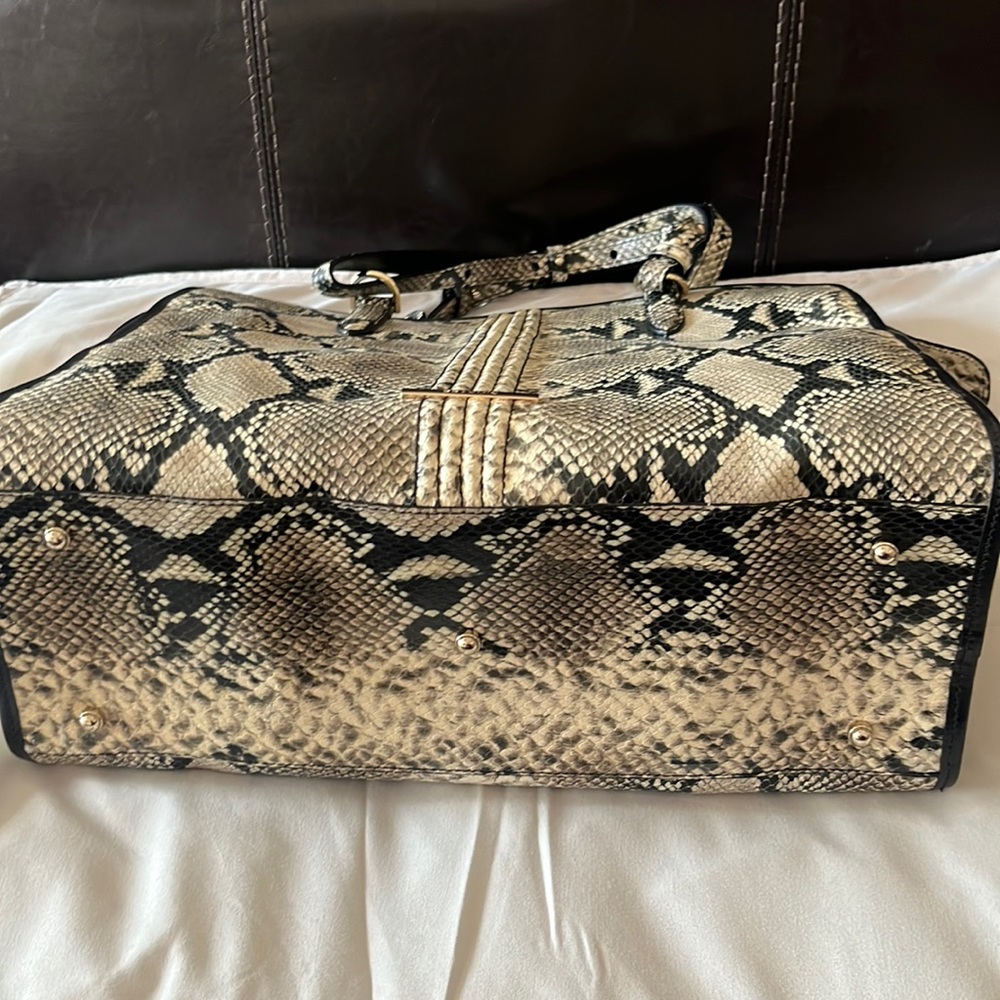 🖤BRAHMIN TIA CAVIAR FELIX🖤 - Picture 3 of 9